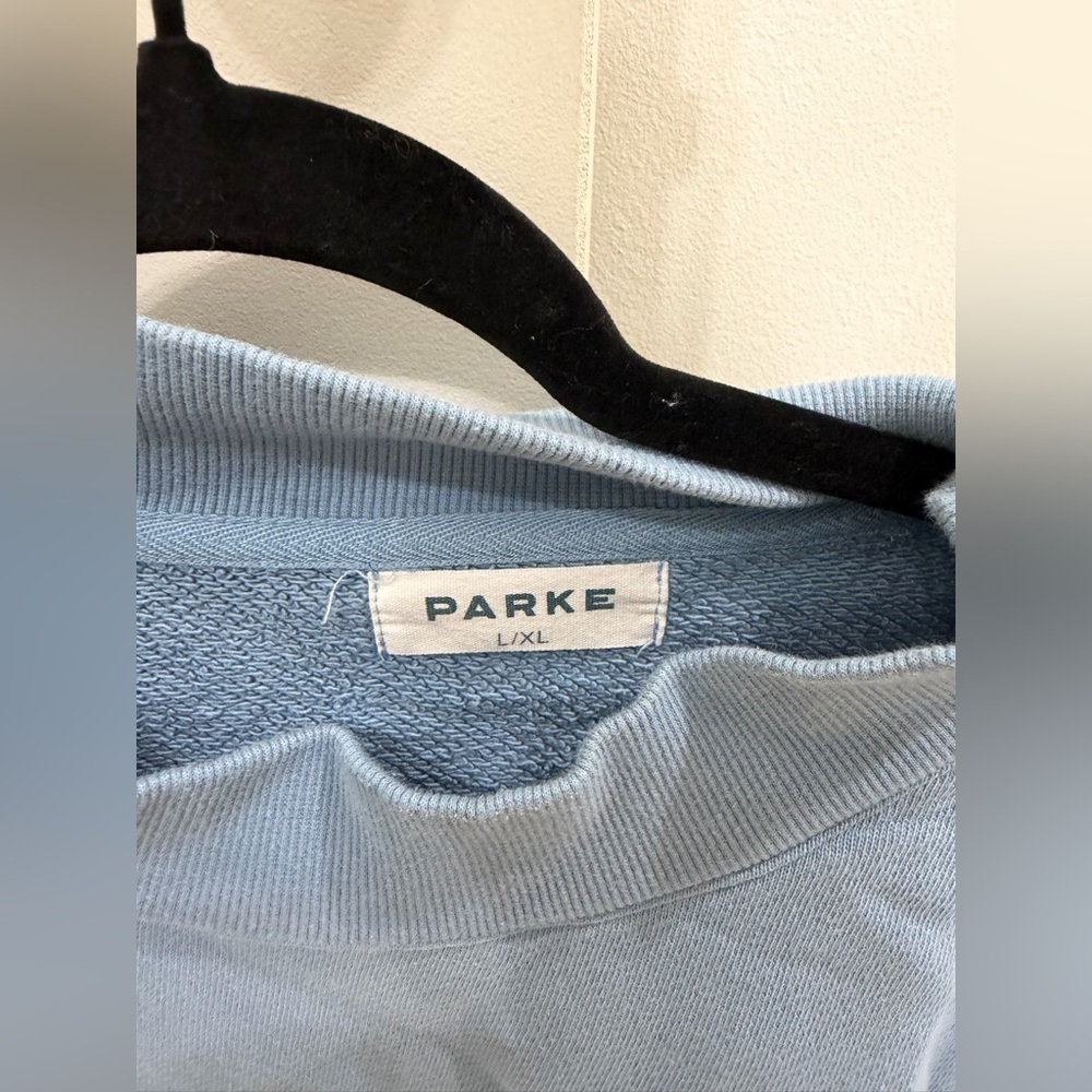Parke L/XL Blue Maggie And Emma Collab Mockneck Sweatshirt. πβ‘οΈ - Picture 3 of 4